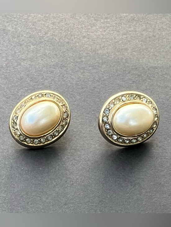 Jewelry - Gold-Tone Pearl Halo Stud Earrings - Elegant Cream and Gold